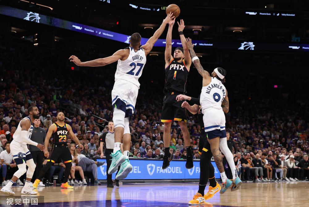 特别是在比 特别是在比