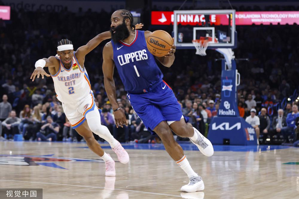 亚历山大 亚历山大