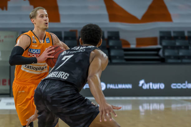 数千场比赛 数千场比赛