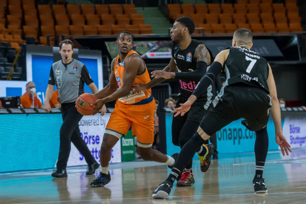 动员姚明退 动员姚明退