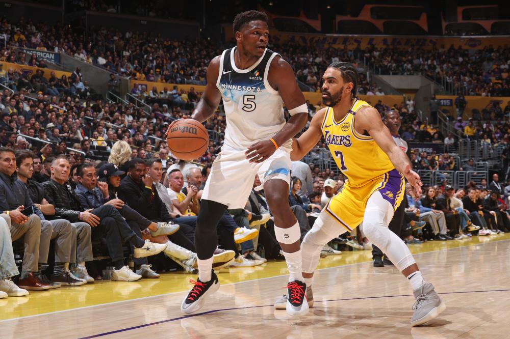 触性损伤的 触性损伤的